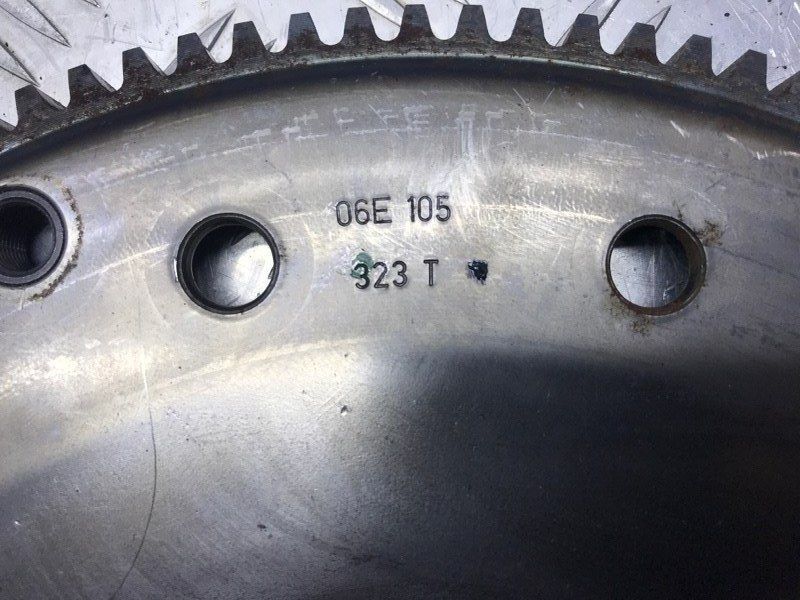 Маховик 06E105323T Audi A6 Audi A6, Audi A7, Audi A8, Audi Q5, Audi Q7, Audi RS7, Audi S4, Audi S5, Audi S6, Audi S7, Audi S8, Audi SQ5