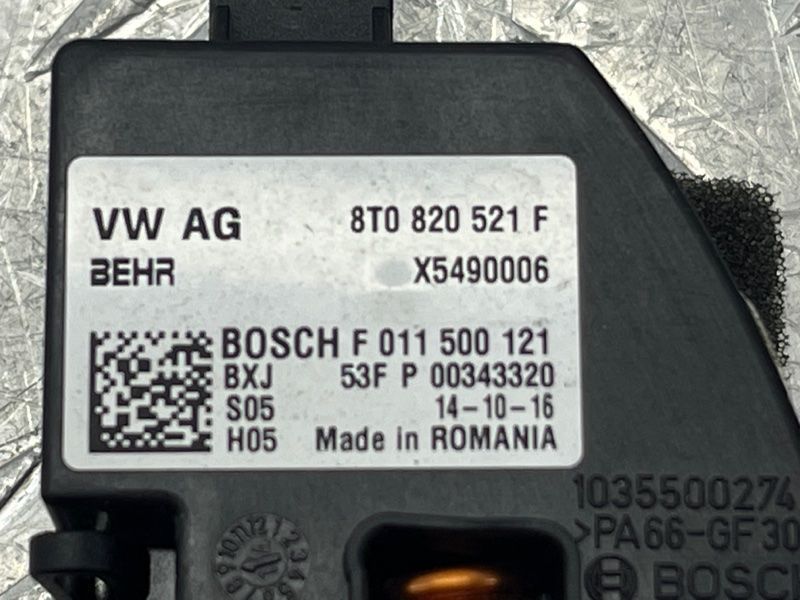 Резистор печки 8T0820521F Audi Q5
