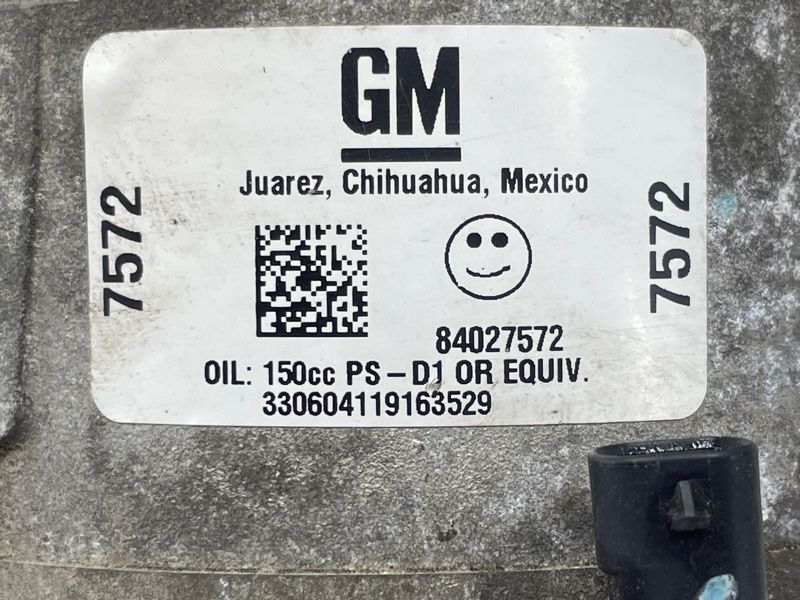 Компресор кондиціонера 84027572 Chevrolet Colorado