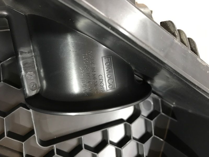 Корпус повітряного фільтра Ford Fusion