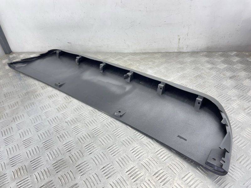Спойлер переднього бампера s-line 4L08071101RR Audi Q7
