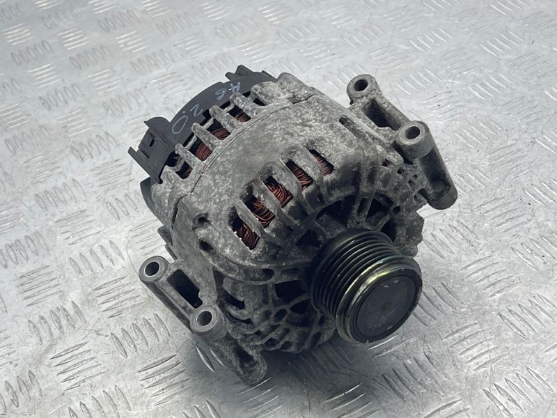 Генератор 06H903018D Audi A6