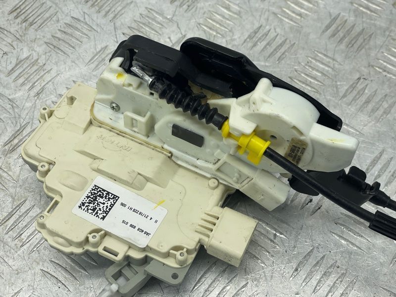 Замок двери 4G8839015 Audi A7