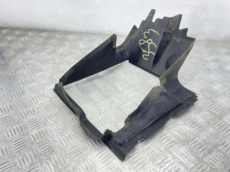 Повітропровід радіатора 4L0117335F Audi Q7