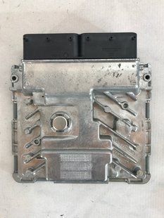 Блок управления двигателем 06K907425C Volkswagen Passat