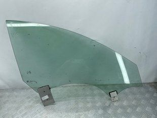 Стекло двери многослойное 4G8845022D Audi A7