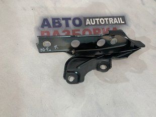 Петля капота 4G8823302E Audi A7