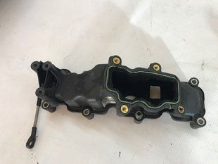 Колектор впускний 059129712BK Audi Q7
