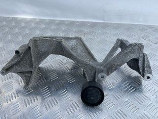 Кронштейн генератора 03H260087F Volkswagen Touareg Volkswagen Touareg