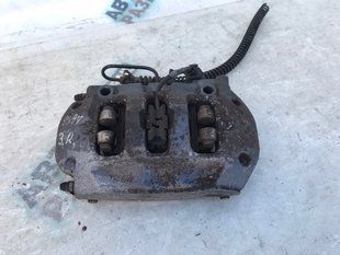 Суппорт тормозной 7P0615424 Volkswagen Touareg