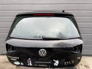 Кришка багажника 7P6827025B Volkswagen Touareg