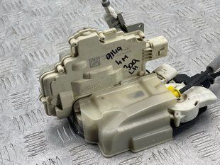 Замок передніх дверей 4M1837016E Audi Q7