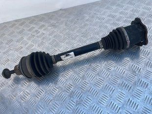 Піввісь 4M0407271D Audi Q7