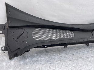 Жабо / Водоотводящий щиток Volvo XC60