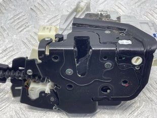 Замок передніх дверей 4H1837016F Audi A8