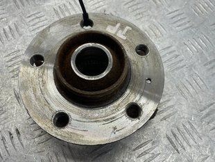 Ступица 8K0407613B Audi A6