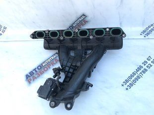 Колектор впускний 30787772 Volvo XC60
