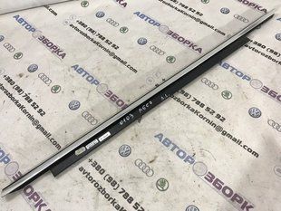 Ущільнювач дверей з декоративною накладкою хром задній лівий 4G08537632ZZ Audi A6 Audi A6, Audi S6