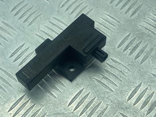 Антенна бесключевого доступа (KESSY) 8K0907247 Audi Touareg Audi A4, Audi A4 Allroad, Audi A5, Audi A6, Audi A7, Audi A8, Audi Q5, Audi RS5, Audi RS7, Audi S4, Audi S5, Audi S6, Audi S7, Audi S8, Audi SQ5