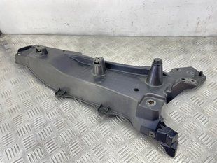 Кронштейн крила 31391778 Volvo XC90