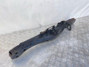 Кронштейн Коробки АКПП / Траверса / Опора 7P0399225D Audi Q7