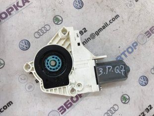 Мотор стеклоподъемника 8K0959802A Audi Q7