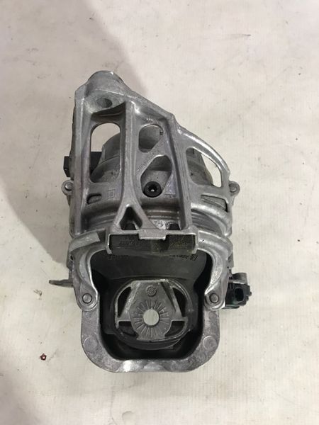 Опора / Подушка двигателя 4M0199255BP Audi Q7