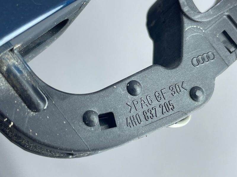 Ручка дверей (keyless) зовнішня 4H0837205 Audi Q7