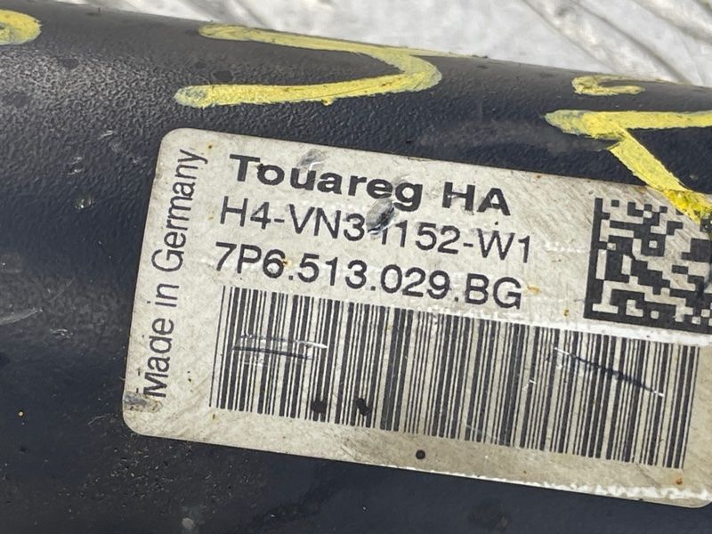 Стойка амортизатора в сборе с пружиной 7P6513029BG Volkswagen Touareg