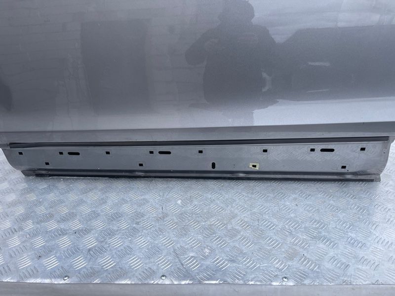 Двері 4L0831051A Audi Q7