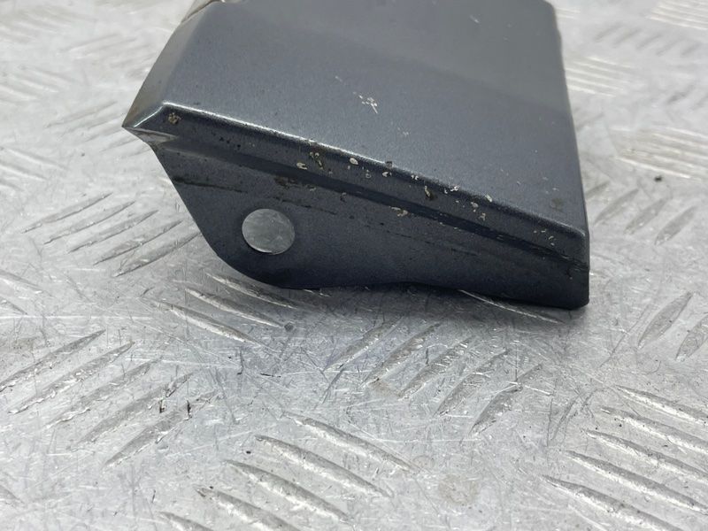 Накладка крыла 8R0854959G Audi Q5