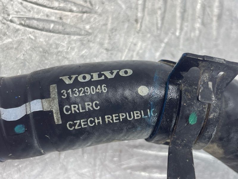 Патрубок 31329046 Volvo XC60
