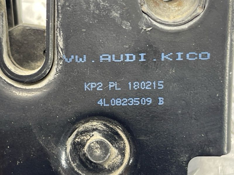 Замок капота Audi Q7