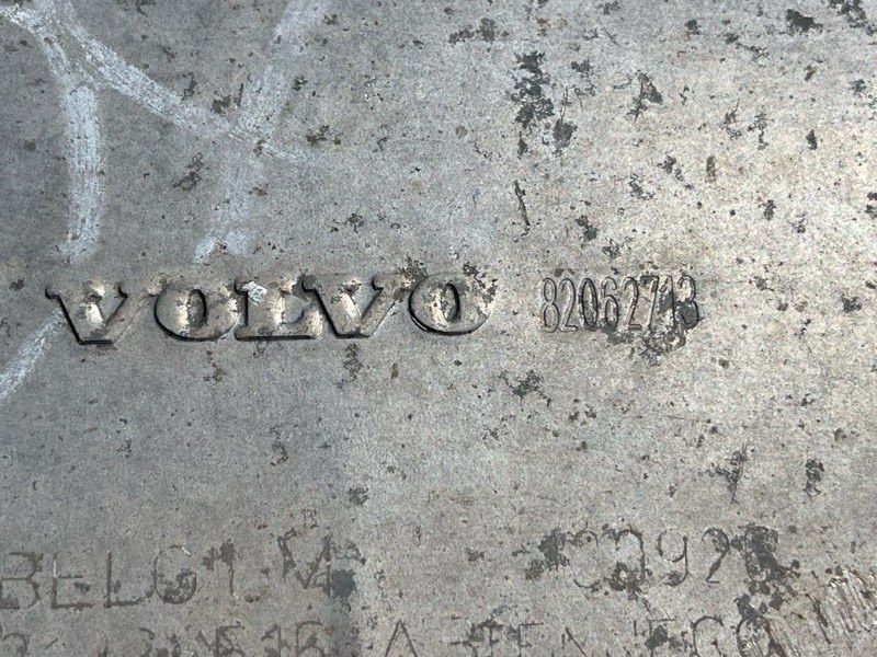Глушник 32252083 Volvo XC60