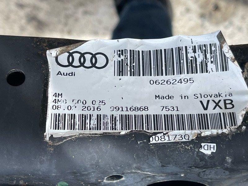 Підрамник задній 4M0505235BD Audi Q7