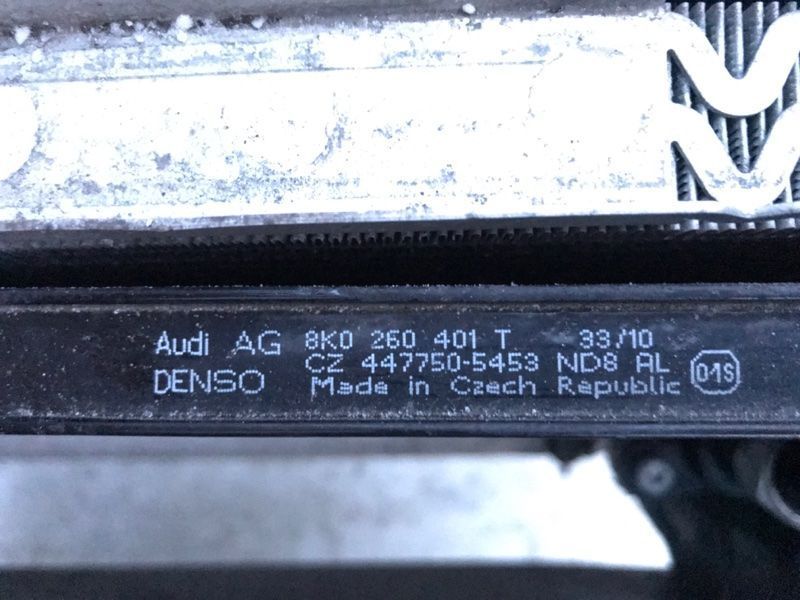 Телевізор комплектний 8K0805594L Audi A4