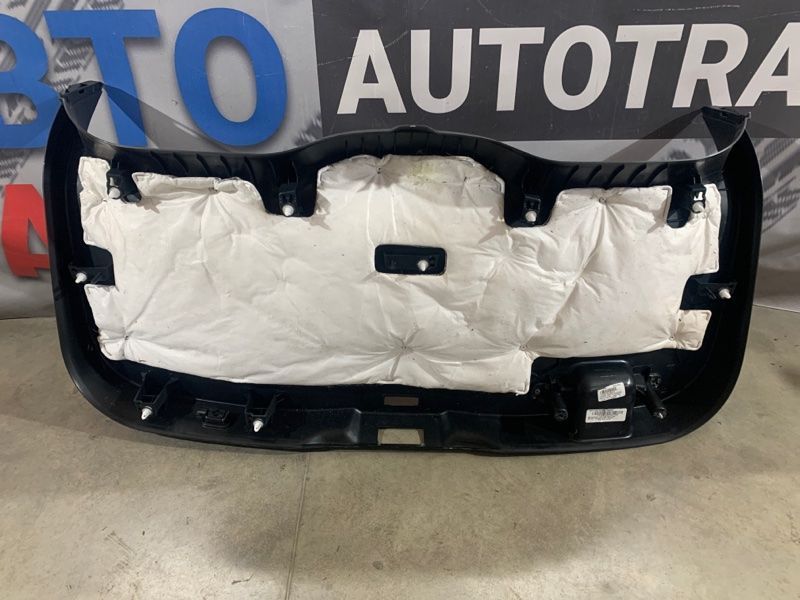 Обшивка кришки багажника FT4BR42906BK Ford Edge