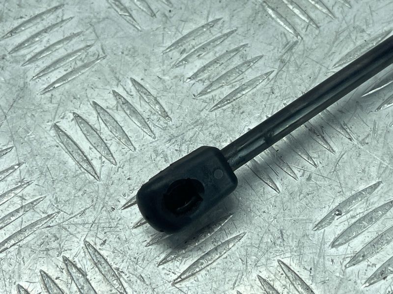 Газовий упор капота 31425788 Volvo XC90