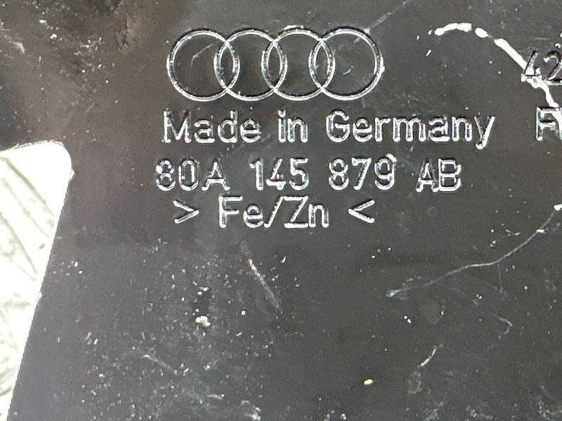 Кронштейн 80A145879AB Audi Q5