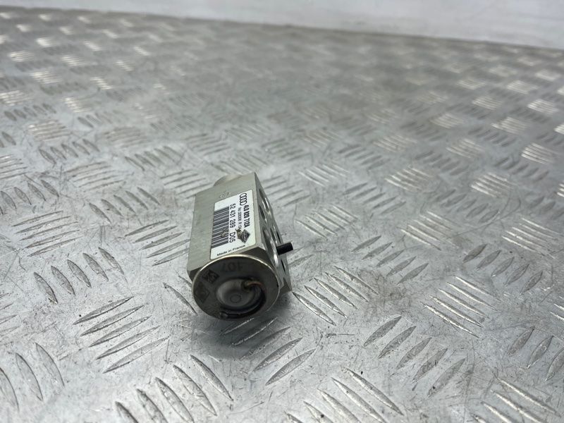 Розширювальний клапан 4L0820712A Audi Q7