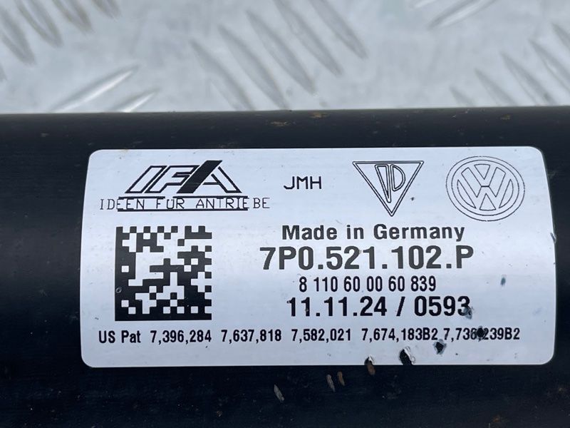Карданный вал 7P0521102P Volkswagen Touareg