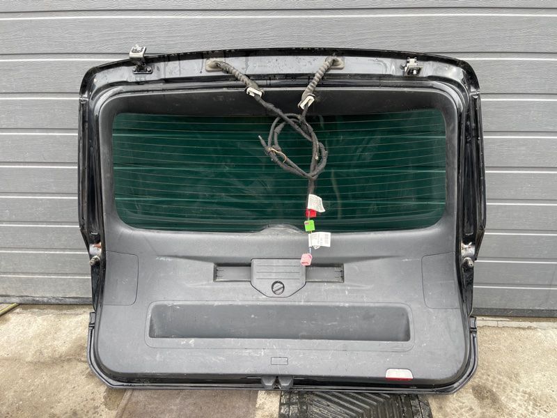 Кришка багажника 7P6827025B Volkswagen Touareg