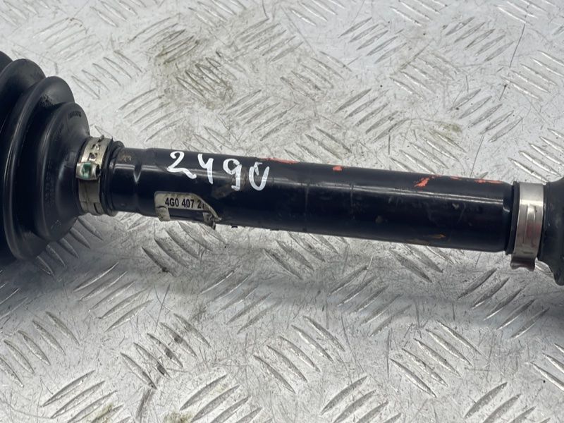 Привідний вал передній 4G0407271F Audi A6 Audi A6, Audi A7, Audi A8, Audi Q5, Audi RS7, Audi S6, Audi S7, Audi S8, Audi SQ5