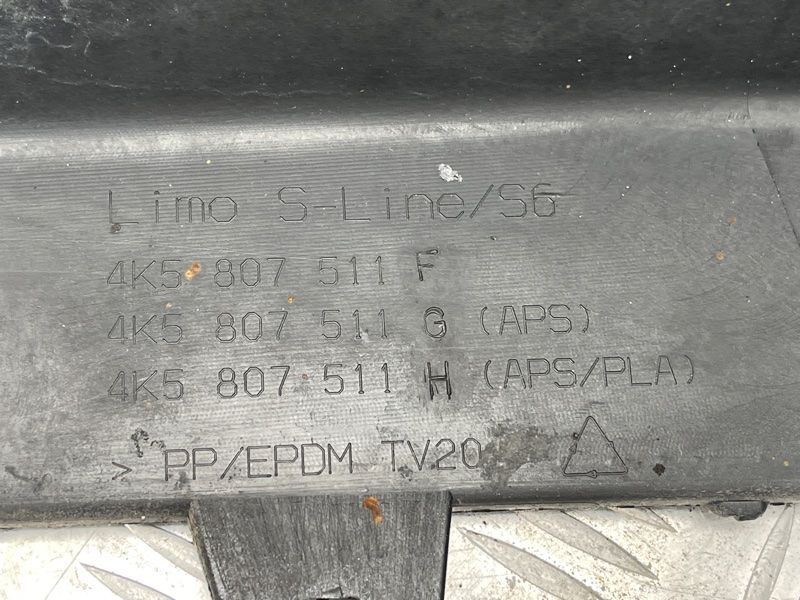 Бампер Audi A6