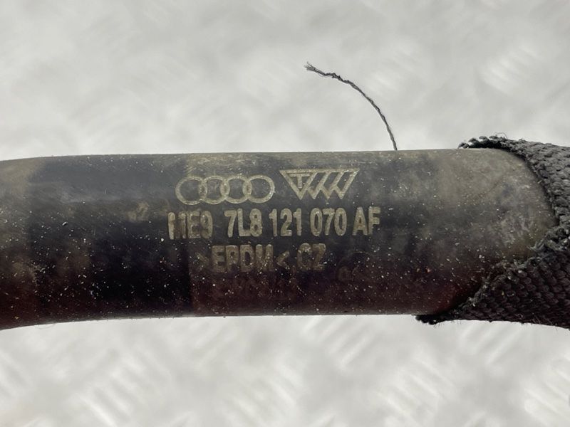 Шланг системи охолодження 7L8121070AF Audi Q7