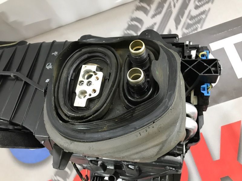 Корпус пічки в зборі Volkswagen CC
