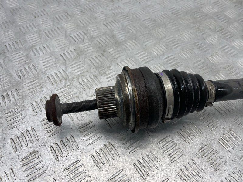Полуось 80A501203G Audi Q5