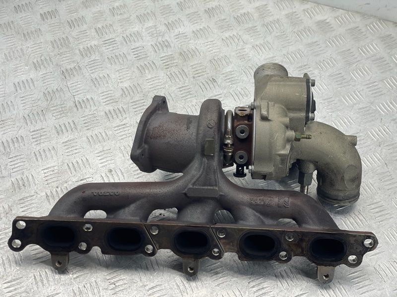 Турбіна з випускним колектором 31397862 Volvo XC60