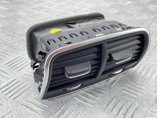 Дефлектор воздуховода 4G0819203B6PS Audi A6