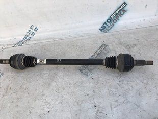 Піввісь 7L8501201B Audi Q7
